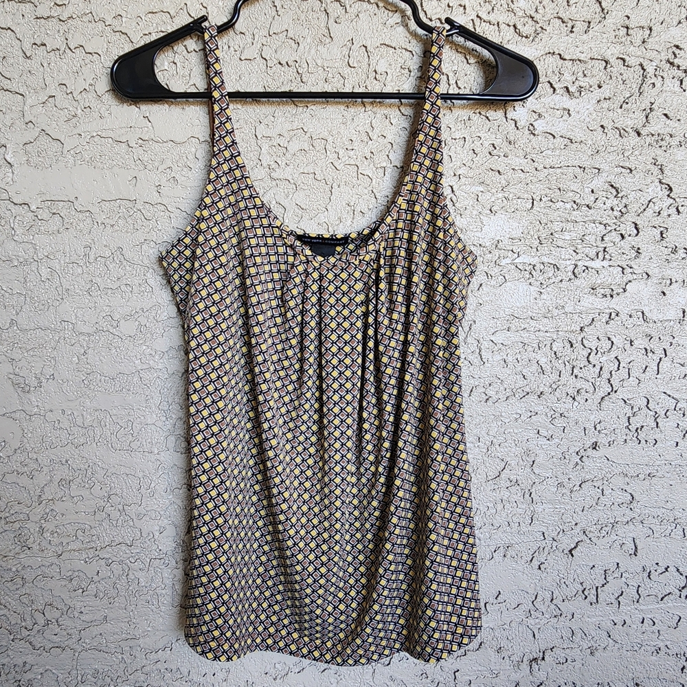 New York And Company Cami Geometric Print Top Yellow, Tan, Black, White Size M